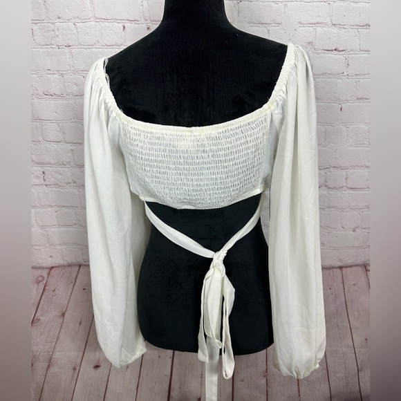 PRINCESS POLLY Womens Smocked Puff Sleeve Cropped Blouse Top size 10, GUC - Picture 3 of 4